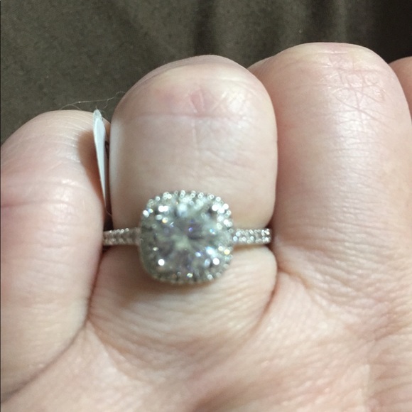$15 Sale!  925 Sterling Silver Halo CZ Sizes 5-9 - Picture 6 of 8